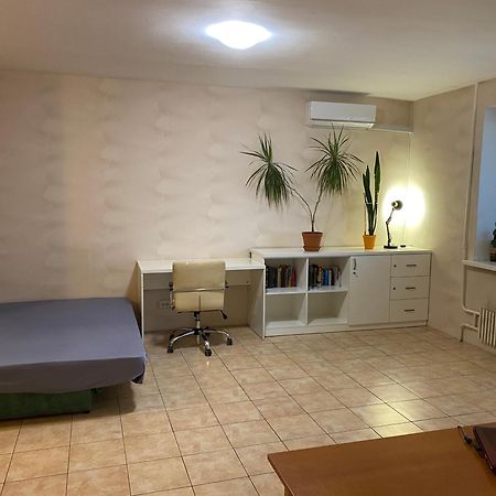 Studio apartment Charków Zewnętrze zdjęcie
